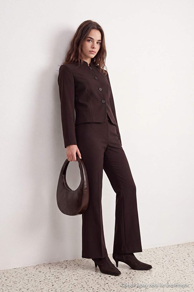 Petite Koyu Kahverengi Bootcut Pantolon TWOAW27PL00094