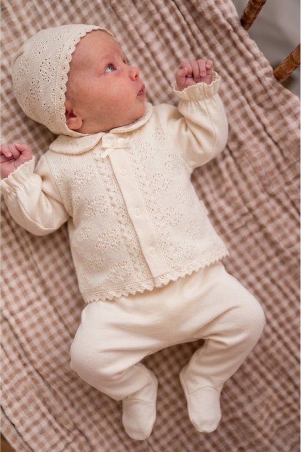 Baby Girl Hospital Take-Home Set with Lace Details Beige Color Set 5 Piece Special Design