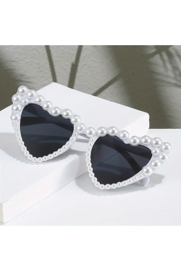 C1 Heart Big Frame Love Inlaid Pearl Fashion Ladies Sunglasses Wedding Decorative Glasses for Party