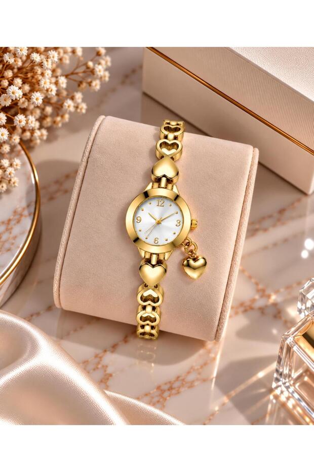 Women's Wristwatch with Charms