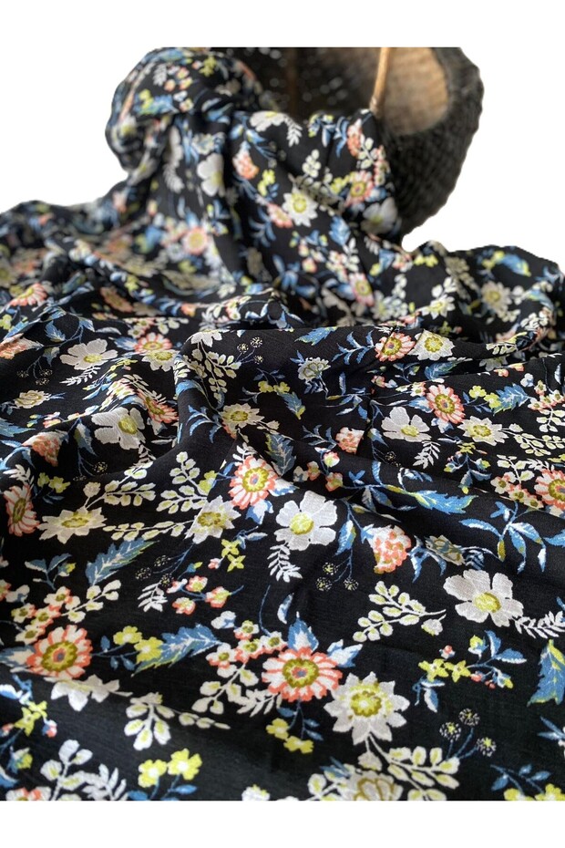 Viscose Crinkle Fabric 140 cm Draped Dressing Gown with Shawl -1047