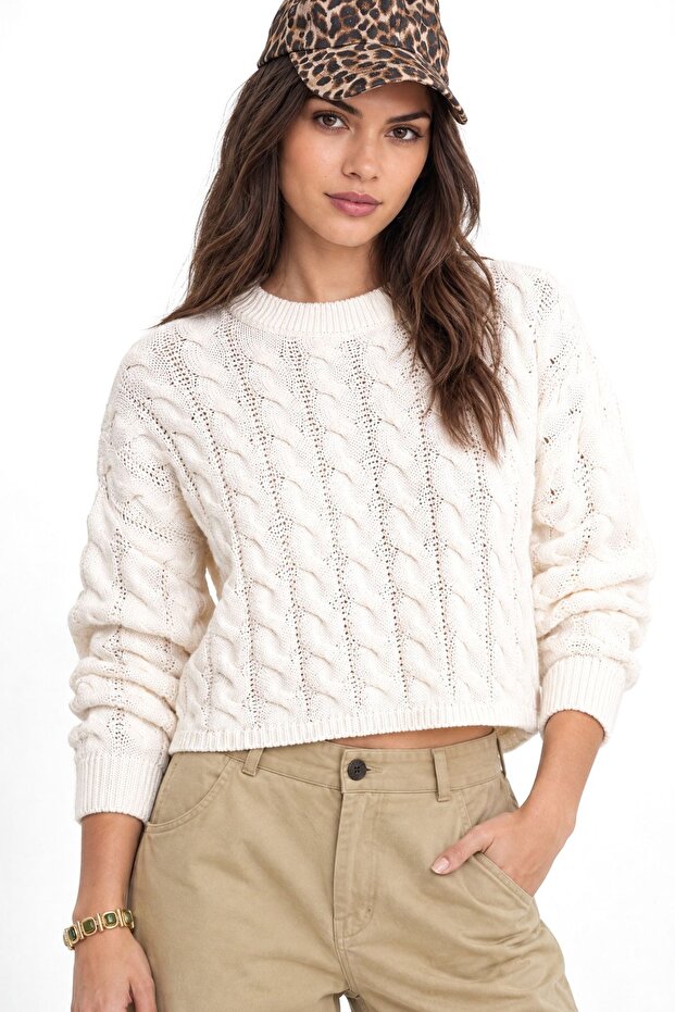 Mixray Hair Braid Patterned Round Neck Sweater