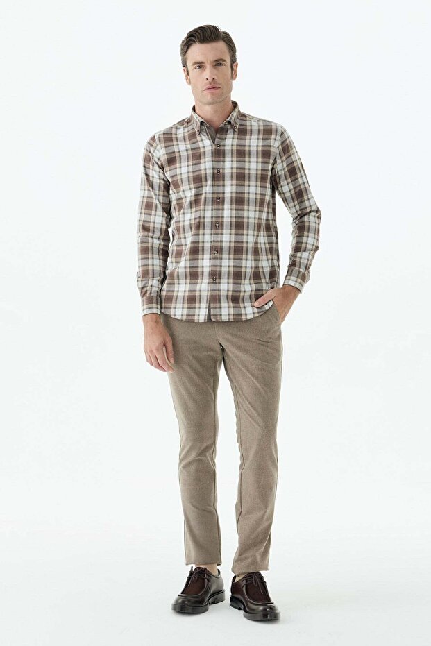 Brown Comfort Fit Buttoned Collar Checkered Lumberjack Shirt