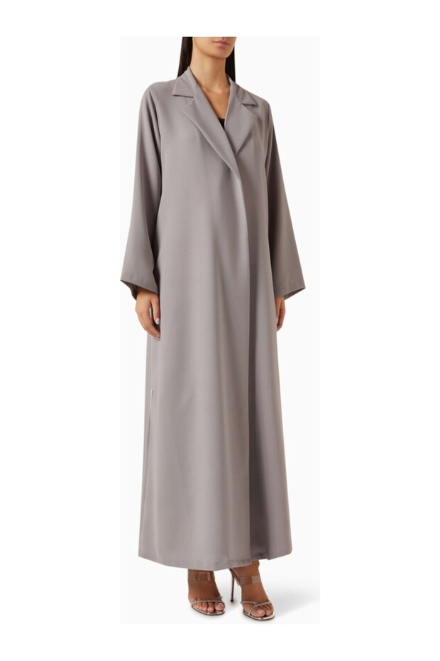 Modern Minimalist Notched Collar Abaya Reflects Elegance with Long Sleeves and Aline Silhouette