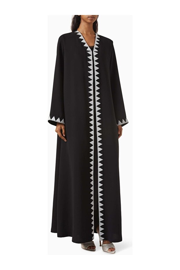 Curved Slit Abaya Model with Modern Style and Luxurious Design