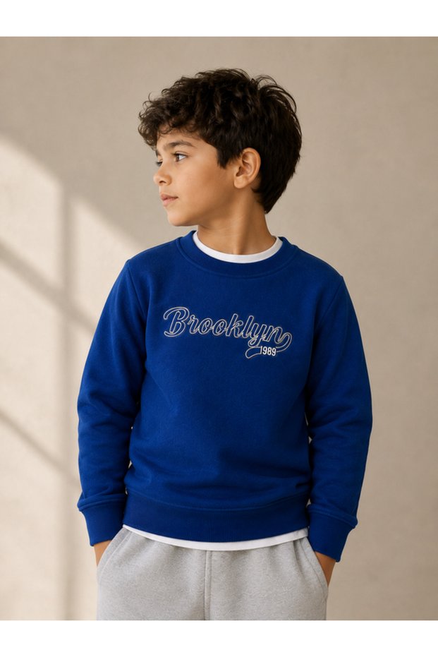 Boys’ Graphic Pullover