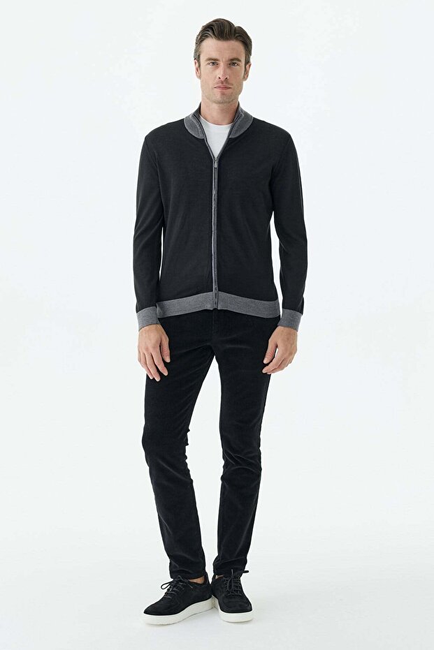 Black Fit Zippered High Collar Wool Knitwear Cardigan