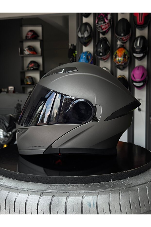 Mat Gri Çene Açılır Kask