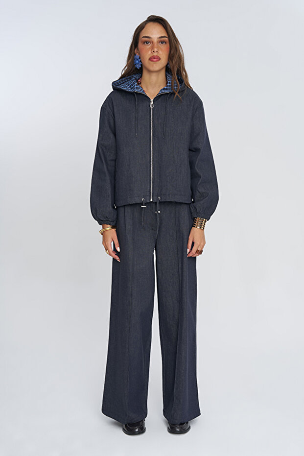 Women's Hooded Zippered Denim Jacket