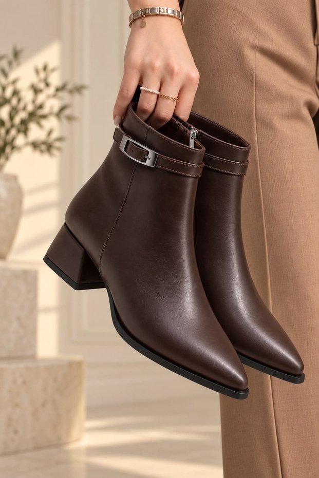 Women's Pointed Toe Boots Stylish Sole Heeled Boots Belt Buckle Detail Zippered Ankle Boots