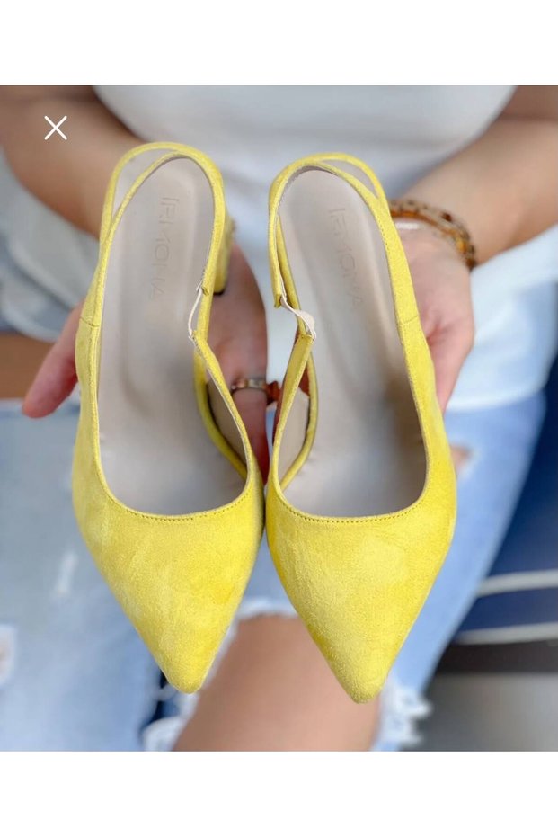Maria Yellow Suede 5 cm Heel Sandals