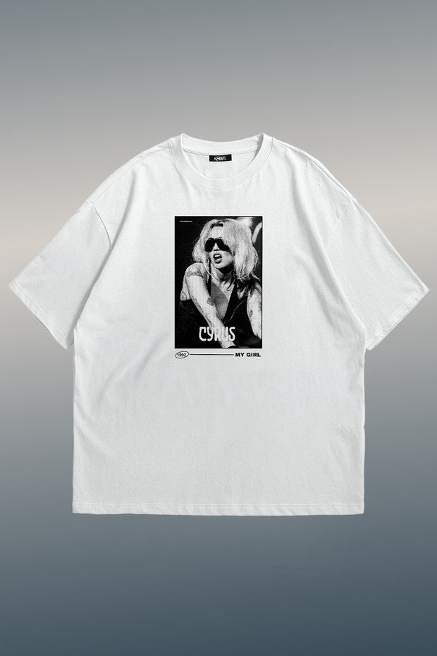 Miley Cyrus Printed Unisex Oversize T-Shirt