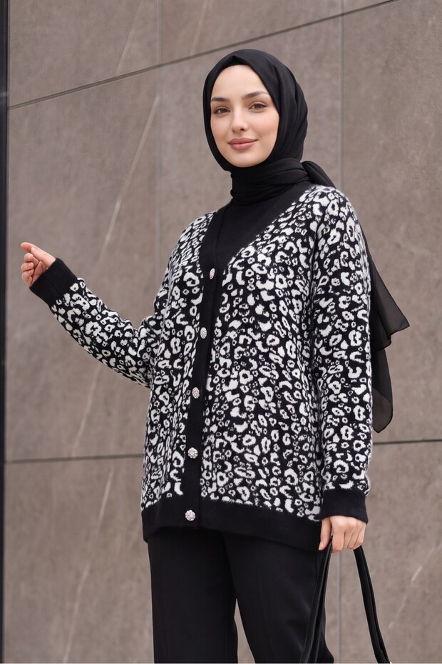 Leopard Pattern Buttoned Oversize Bearded Knitwear Cardigan - Black