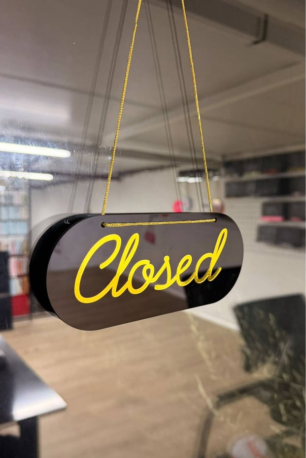 Oval Plexiglass Open Closed Sign with Suction Cup Store Shop Boutique Workplace Open Closed Plexiglass Sign Stylish Design - Black Gold
