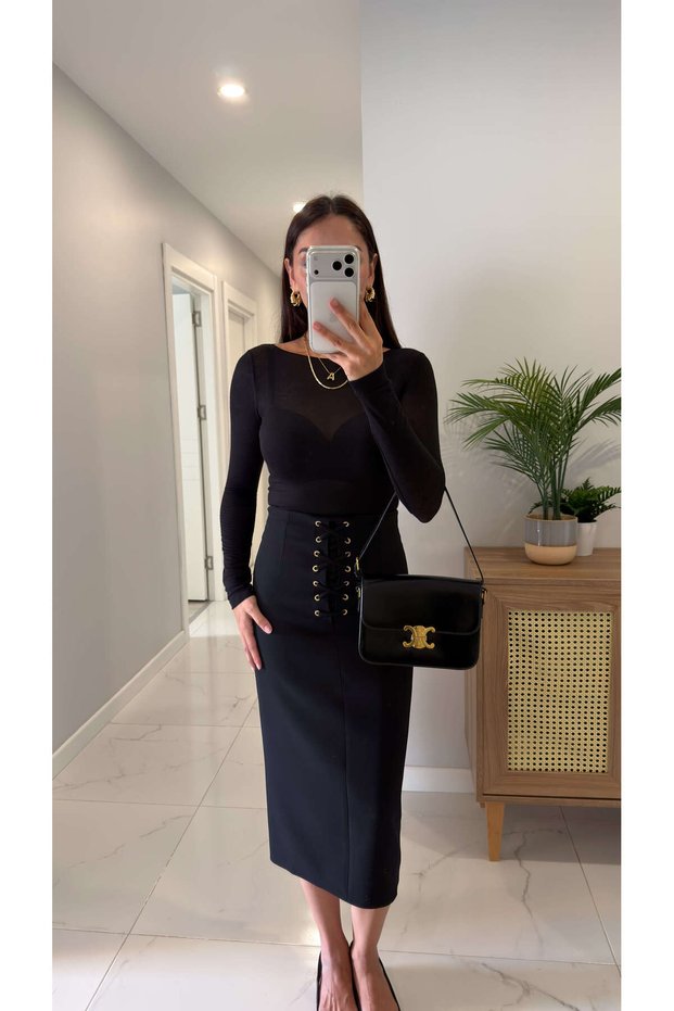 Dlvin Tosse Black Boat Neck Cashmere Blouse