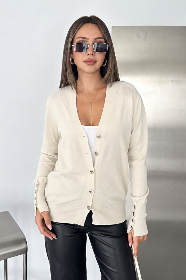 Women's Gold Button Detailed V-Neck Knitwear Cardigan