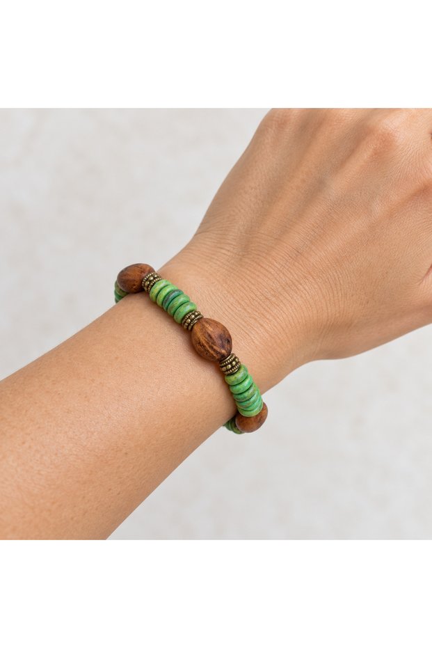 Nature's Breeze Green Beaded Ethnic Design Bracelet with Wooden Detail