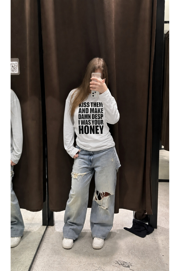 Lolita Kiss Them and Make Honey Printed Long Sleeve T-Shirt Dtf Vintage Y2K Harajuka Long Sleeve
