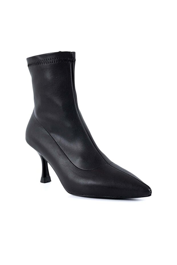 151 800 26Kb Women's Casual Boots Black