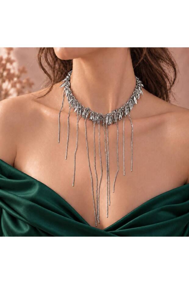 Diva Charm Tasseled Women's Stylish Necklace