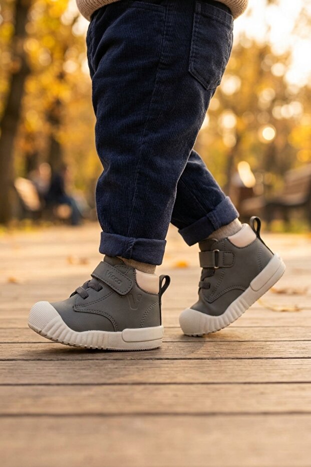 Velcro Fastening Warm Lined Orthopedic First Step Baby Boots