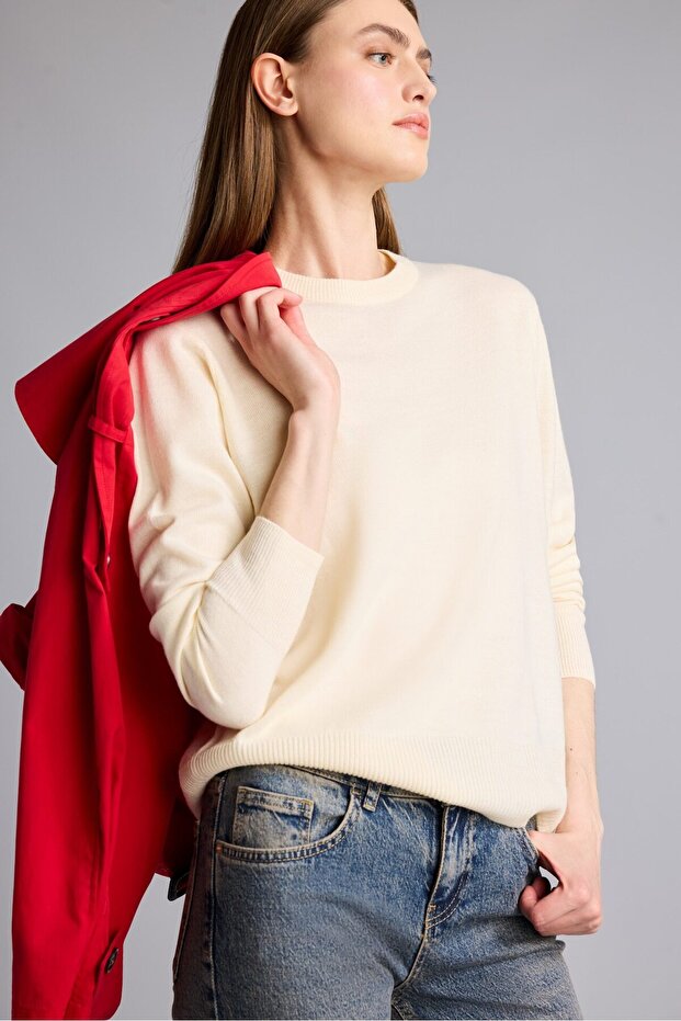 Ultra Soft Relax Fit Crew Neck Sweatshirt C0058Ax26Wn