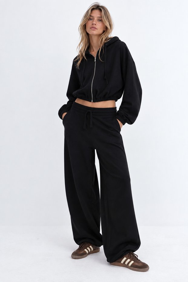 Raised Sweatpants with Elastic Legs