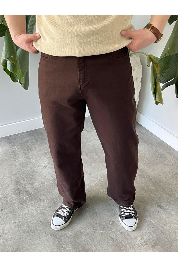 Men's Gabardine Trousers with a Design That Easily Complements Your Everyday Style, Perfect for Sporty and Classic Combinations.