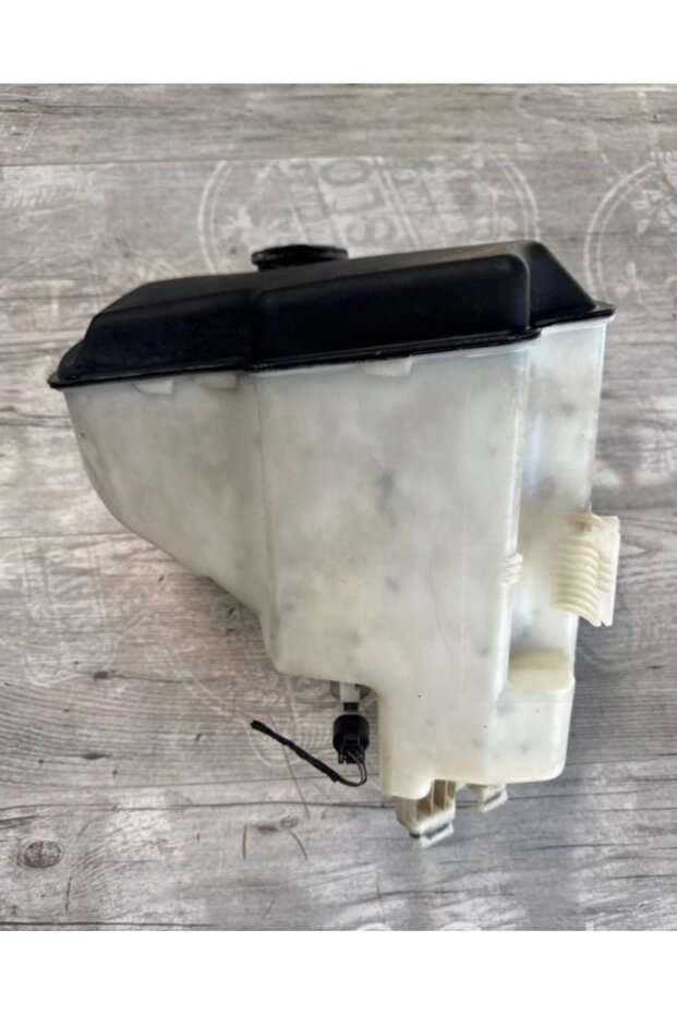 Rezervor lichid spălare parbriz E46 cod 7007970