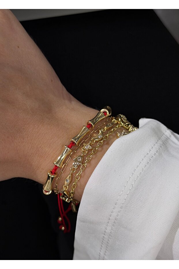 RED ROPE BRACELET