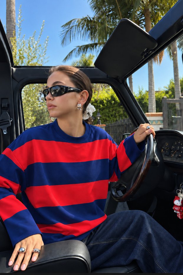 Women's Thick Navy Blue Red Striped Crew Neck Oversize Sweatshirt