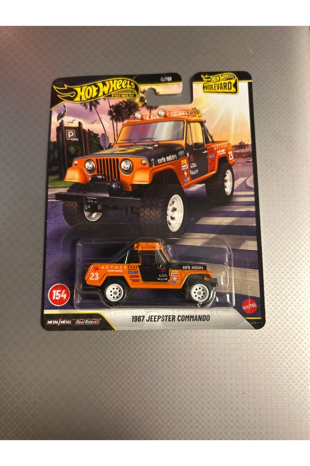 Premium 1967 JEEPSTER COMMANDO