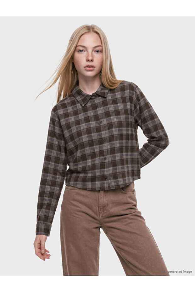 Esvab • Modern & Distinctive Checkered Embroidered Loose Fit Women's Lumberjack Shirt