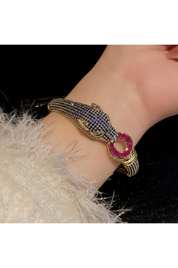 WHITE 58-60mm H High Quality Male Female Leopard Personality Chunky Bracelet