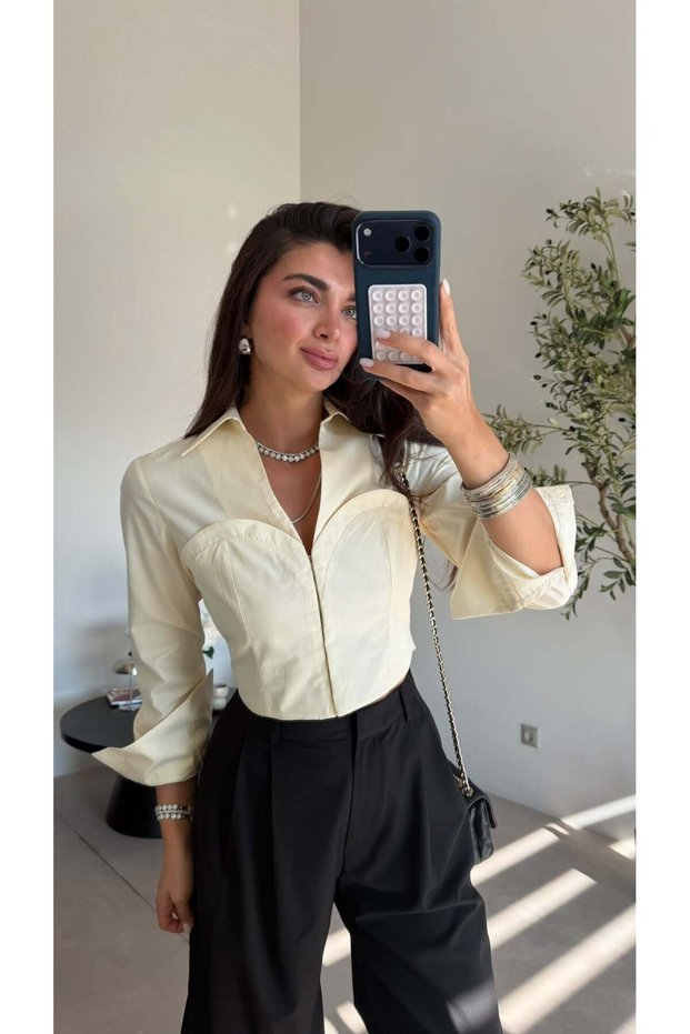 Yellow Corset Detailed Hooked Shirt
