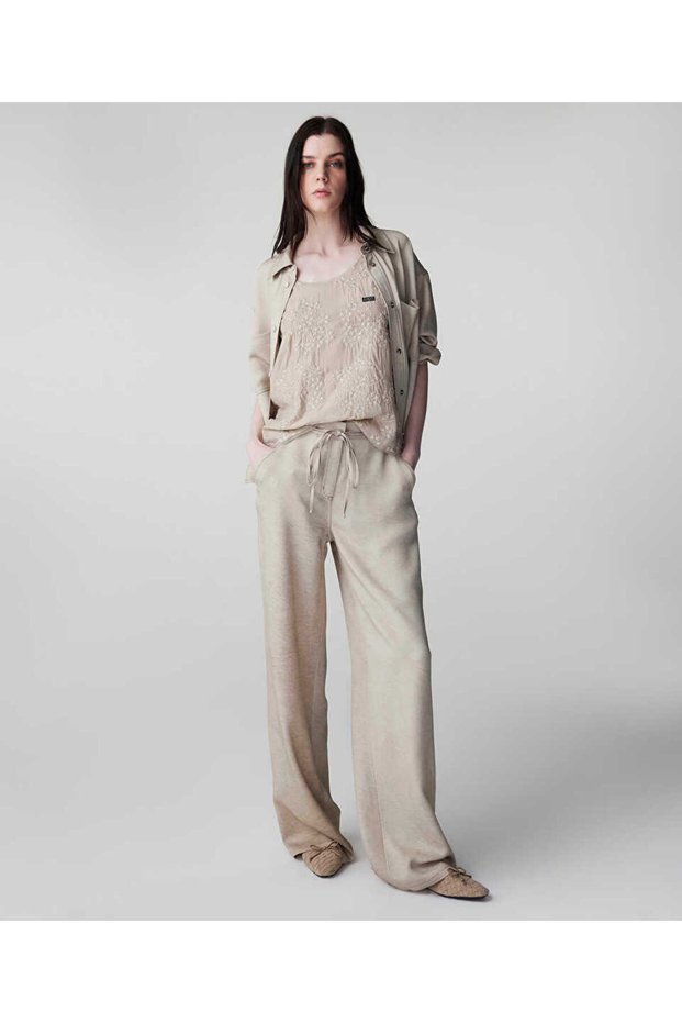 Pants with Thin Belt