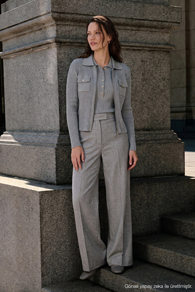 Knitwear Cardigan with Zipper Closure and Pockets - Gray