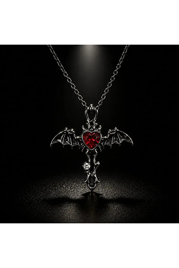 Gothic Kanatlı Kalp Kolye