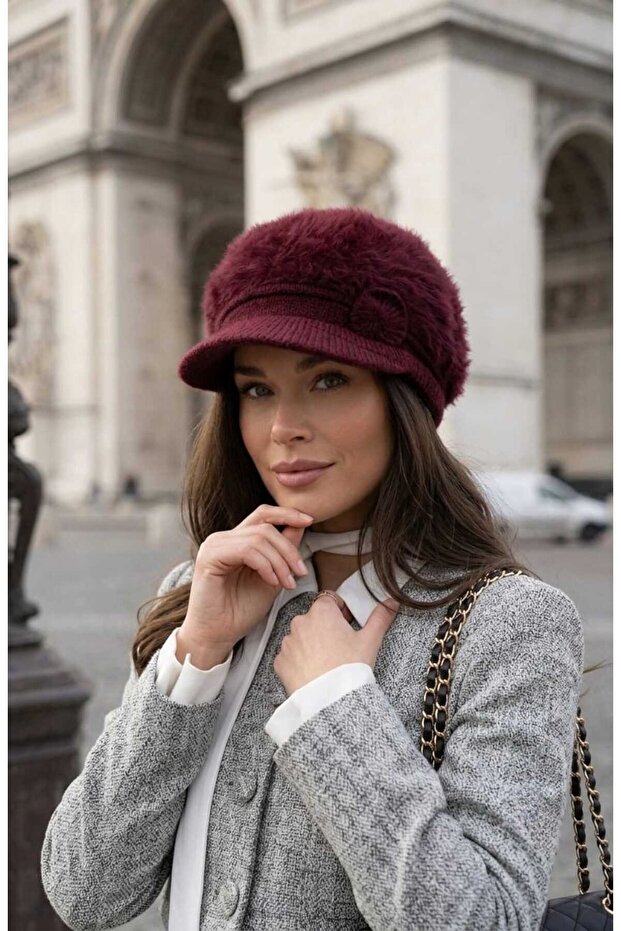 Accessory Detailed Women's Plush Beret/Hat with Visor
