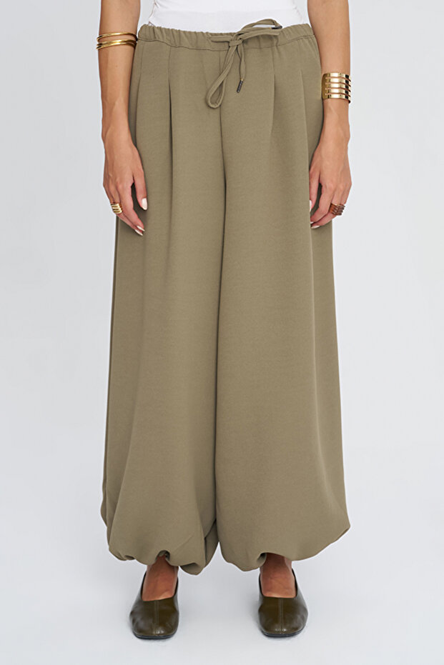 Women's Cuffed Cuff Shalwar Cut Solid Color Trousers
