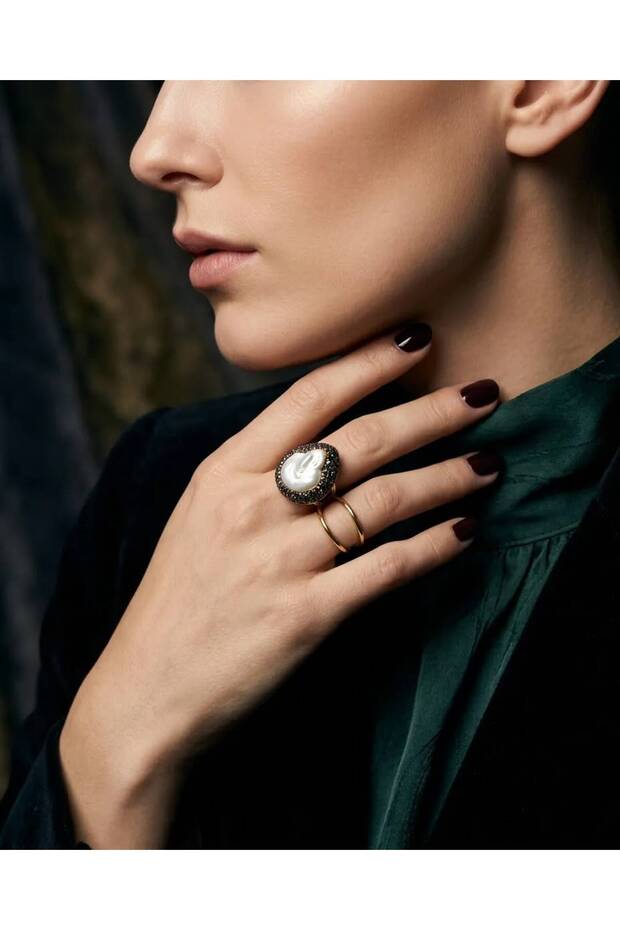 Handmade Women's Baroque Pearl Detailed Black Stone Gold Double Band Design Ring