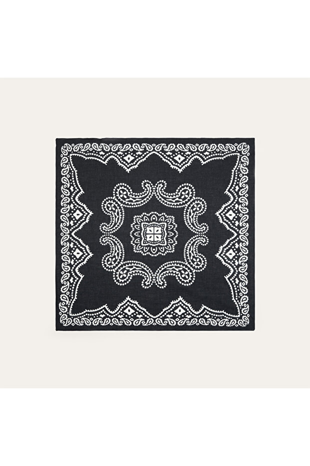 Woman's Black Patterned Scarf