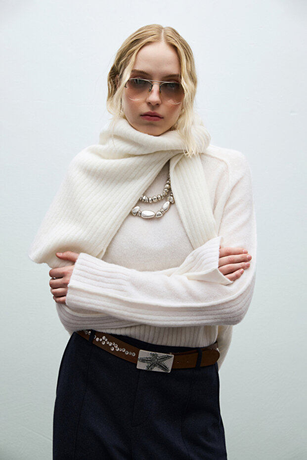Lemar Women's Sweater Cream