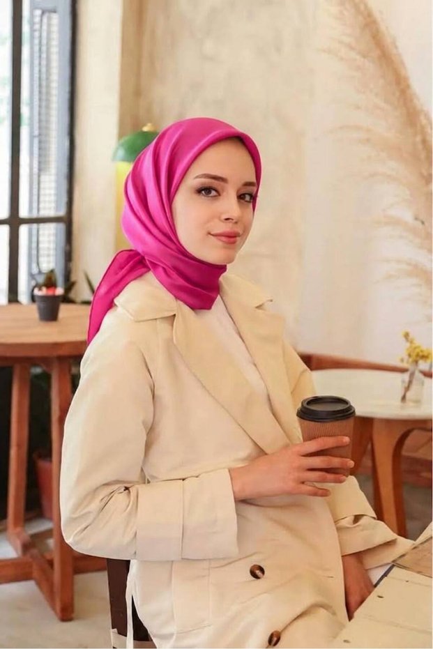 Reyon Scarf Satin Textured 95X95