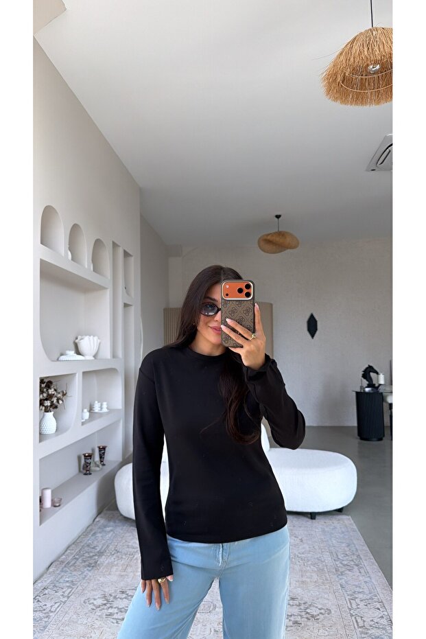 Black Long Sleeve Crew Neck Cotton Basic