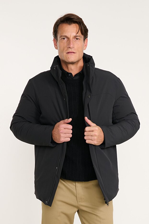 Men's Black Standard Fit Regular Cut Stand Collar Zippered Fleto Pocket Coat