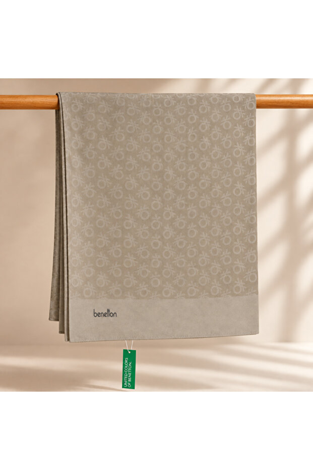 Elegante Shawl 1023 2816 Beige Monogram Pattern
