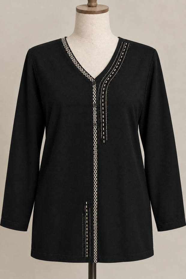 Women's Plus Size Stone Embroidered Buttoned Cotton Clover Combed Cotton Mother Blouse