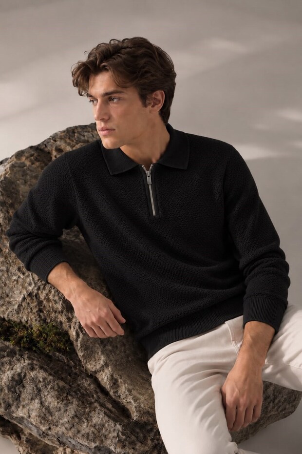 Men's Polo Neck Zippered Knitwear