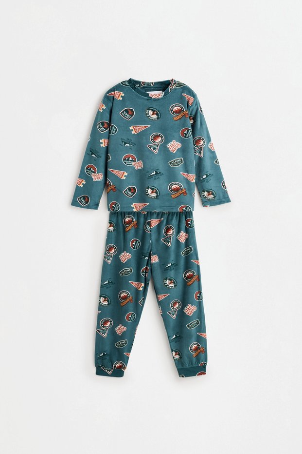 Kadifemsi uzun pijama